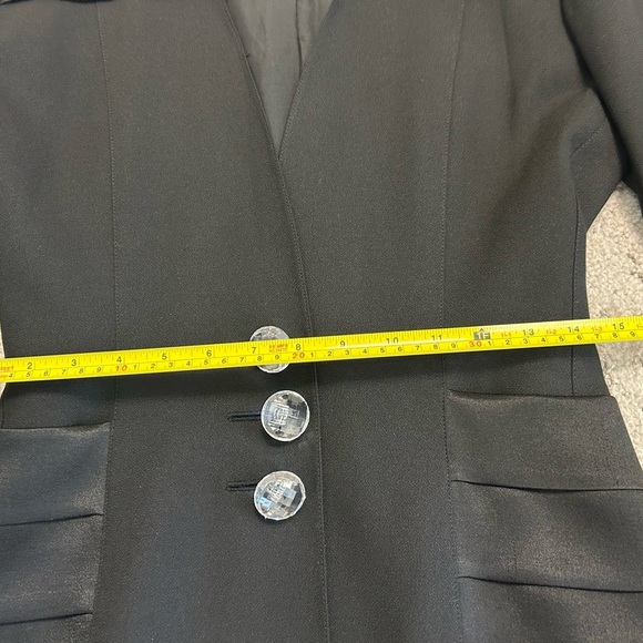 Roger Sakoun size 38 (6-8 us) viscose blend large diamond buttons couture luxury - Picture 10 of 15